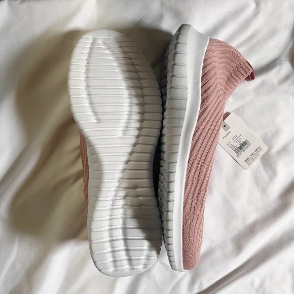 TIOSEBON Women's Slip On Walking Workout Shoes size 13 (45) - Picture 3 of 5